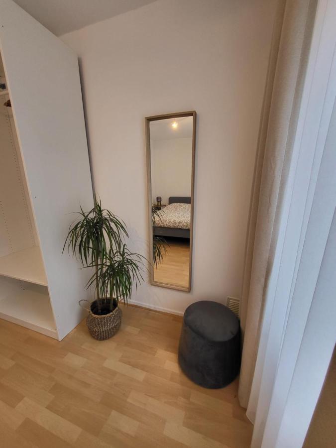 Studio Alicia, Idealement Situe Etterbeek エクステリア 写真